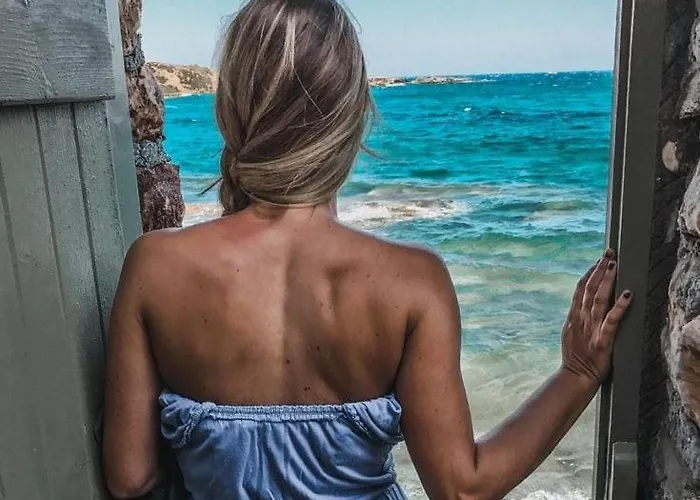 Neso Seafront Paros Parasporos